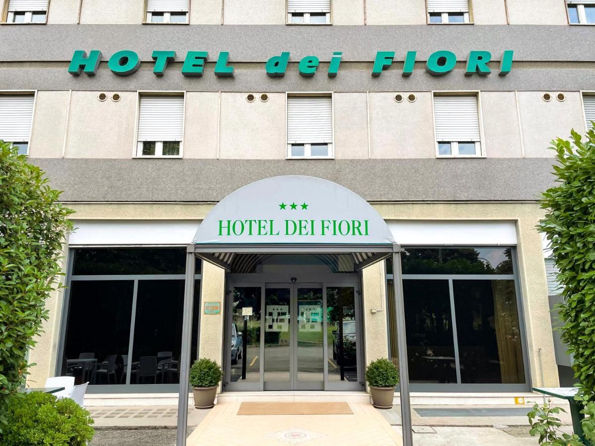 Hotel Dei Fiori Milano Exterior foto